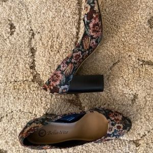 GORGEOUS BROCADE SHOES